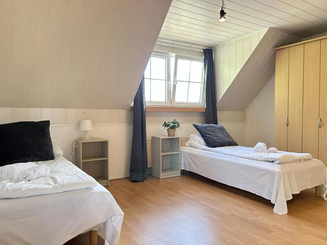 Spacious Apartment For 10 Αμβούργο