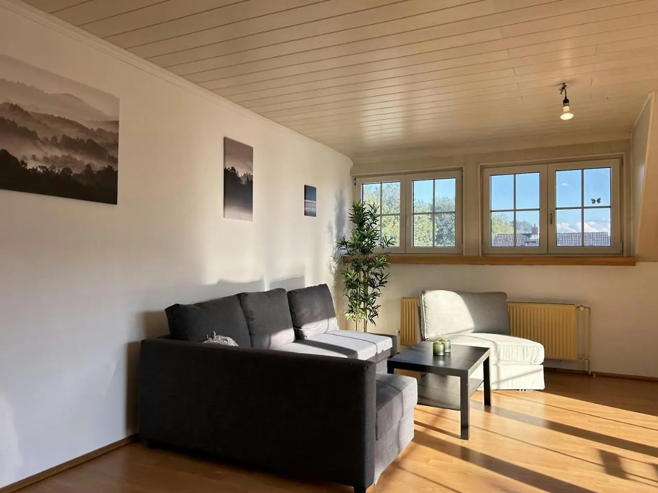 Spacious Apartment For 10 Hamburg